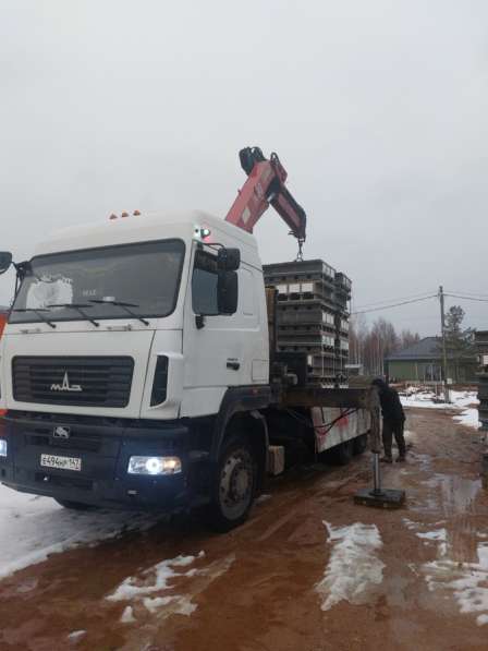 Услуга манипулятора в Санкт-Петербурге фото 3