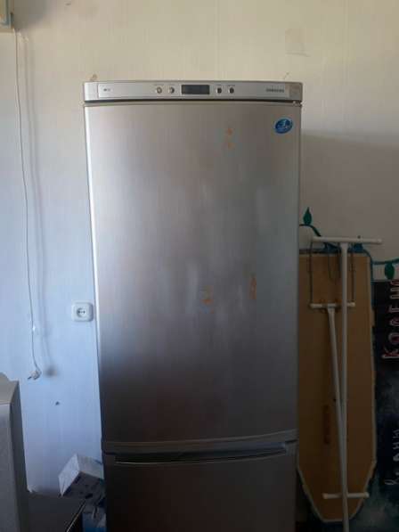 Холодильник SAMSUNG RL28 в Волгограде фото 4
