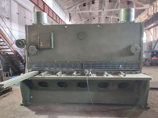 Гильотины продам НД3314Г 2,5х1600 мм, НД 3316Г 4х2000 мм в Владивостоке фото 3