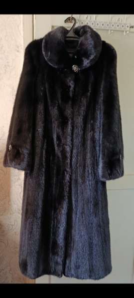 Продам норковую шубу