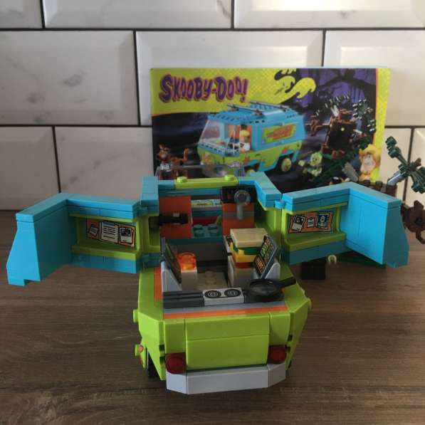LEGO (ЛЕГО) аналог Scooby-Doo Фургончик Тайн. Скуби-Ду в Москве фото 4