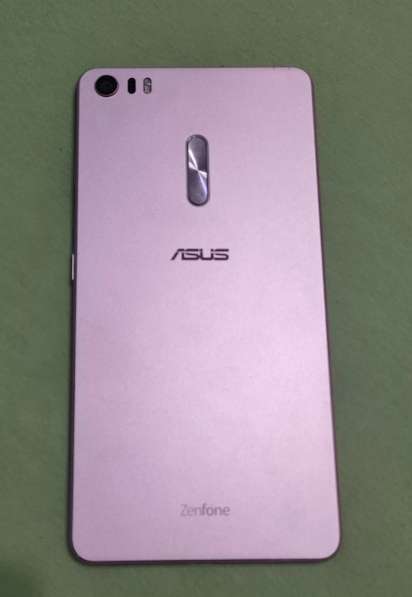 Телефон  ASUS ZenFone 3 Ultra в фото 3