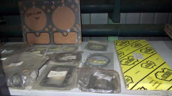 Наборы прокладок двигателя