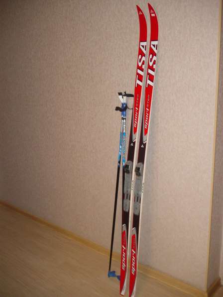 Лыжи (185 см) с лыжными палками (130 и ботинками 38 размера в Видном фото 19