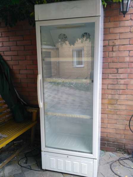 Холодильные витрины в Ростове-на-Дону фото 3