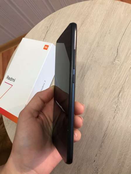 Телефон Xiaomi Redmi 7 в Краснодаре