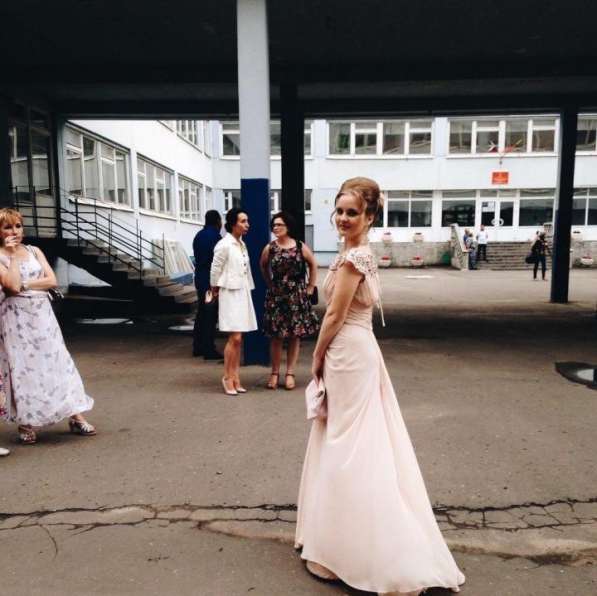 Продам платье на выпускной в Воронеже фото 3