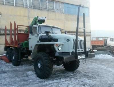 грузовой автомобиль УРАЛ 43204 лесовоз в Томске фото 4