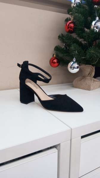 Красивая женская обувь