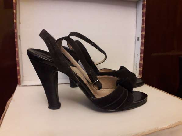 Босоножки женские