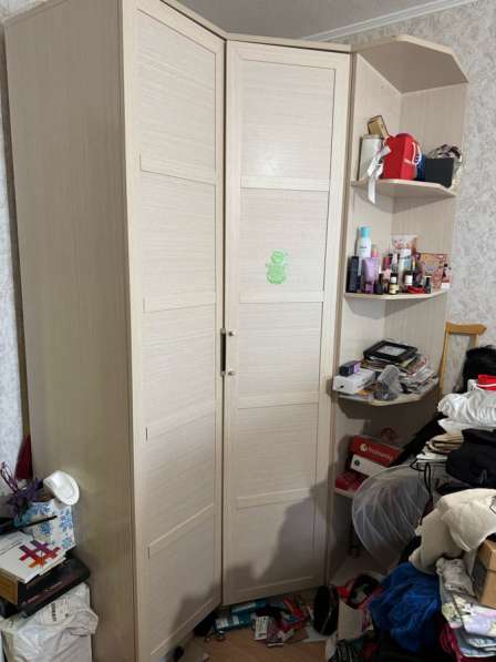 Шкаф распашной