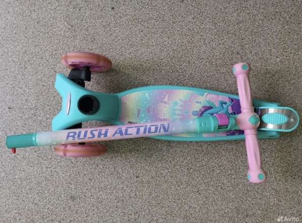 Самокат трехколесный со светящимися колесами в Москве фото 5