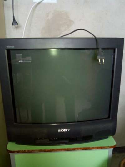 цветной телевизор Sony Trinitron