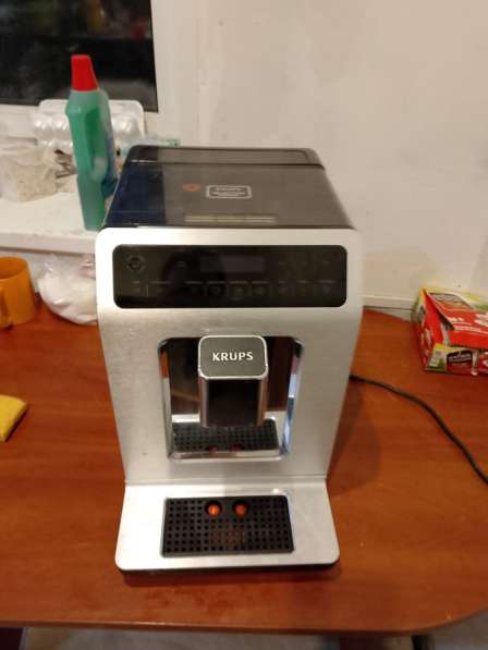 Продам кофе машину в Можайске