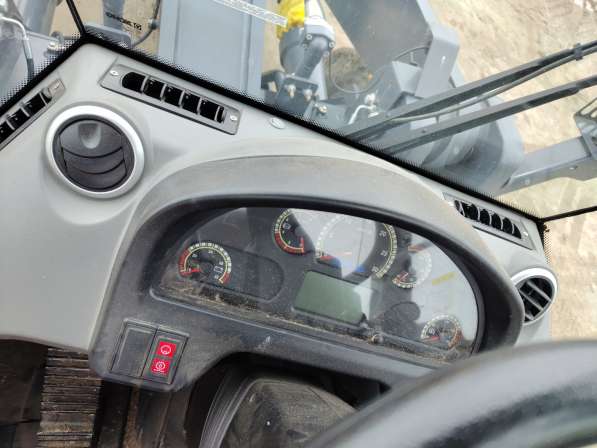 Фронтальный погрузчик XCMG ZL60GV в Петрозаводске фото 6