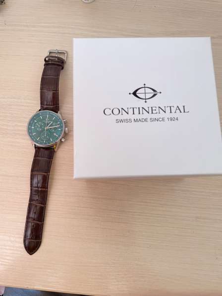 Часы Continental