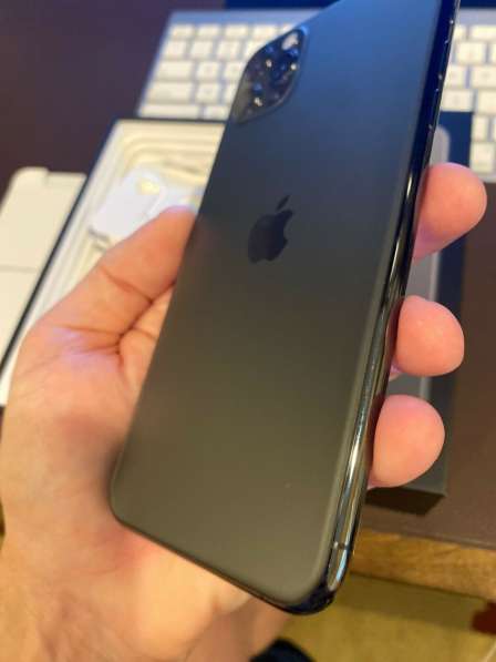 Apple iPhone 11 Pro Max 512GB Разблокирована телефон