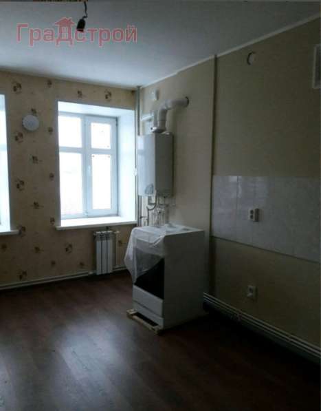 Продам двухкомнатную квартиру в Вологда.Жилая площадь 63 кв.м.Этаж 3.Дом кирпичный.