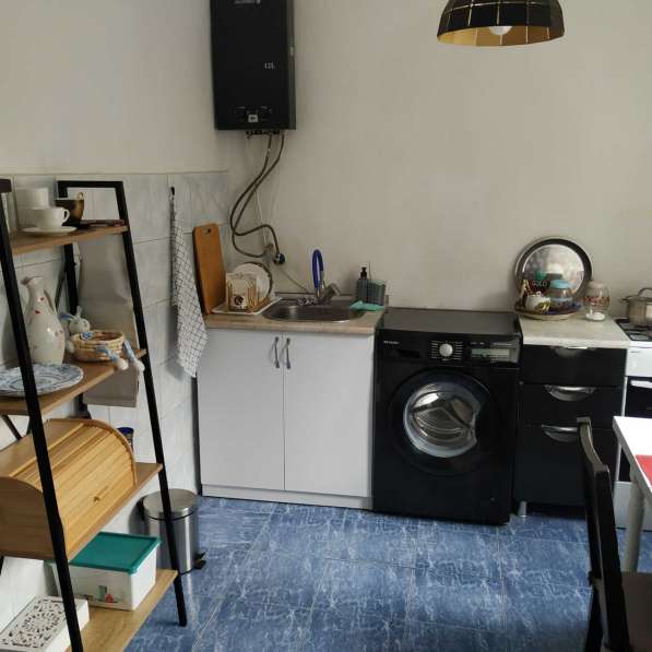 Сдается посуточно 2 комнатная квартира в фото 22