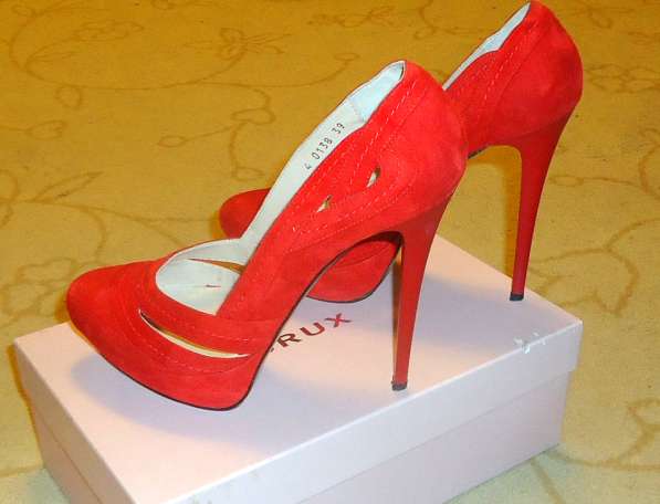 Туфли женские замшевые красные, размер 40-41 в Москве фото 3