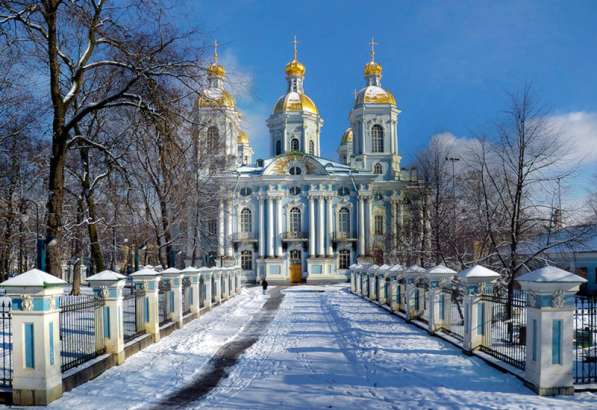 Новогодний Санкт-Петербург, жд тур с билетами в Москве