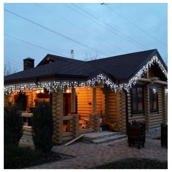 Профессиональный монтаж светодиодных гирлянд на фасады