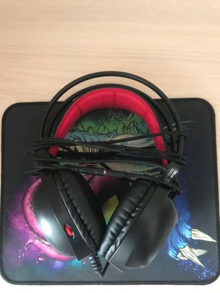 Игровые наушники