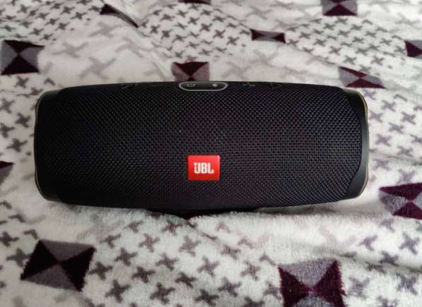 Колонка jbl