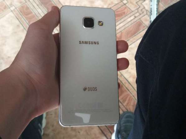 Samsung Galaxy DUOS A3 в Калуге фото 3