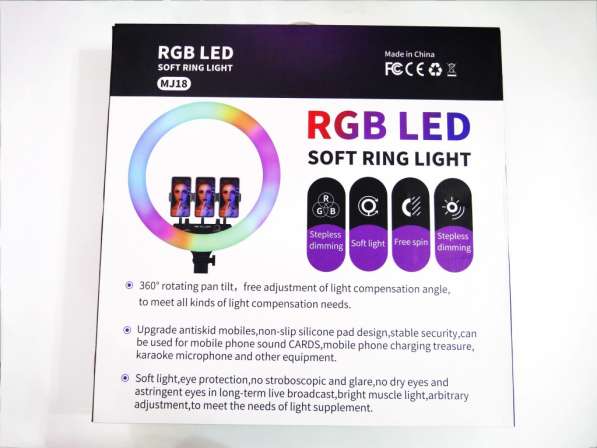 Кольцевая LED лампа RGB MJ18 45см 220V 3 крепл. тел + пульт в фото 3