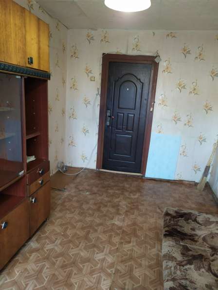 Продам комнату (секционка) 12 м² в 1-к, 2/5 эт в Красноярске фото 3