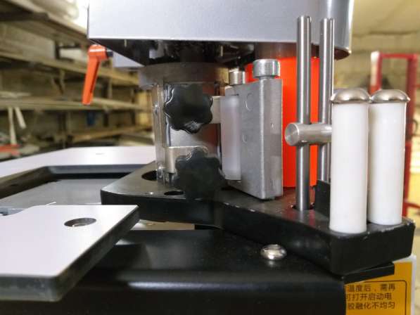 Кромочный станок KM102 -SCL- в Челябинске фото 11