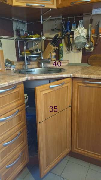Кухонный гарнитур угловой 120 см х 300 см бу в Магнитогорске фото 4