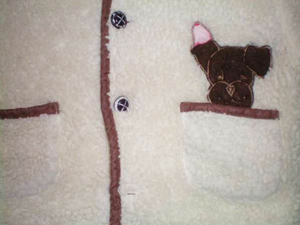 Зимнюю меховую куртку на ребенка 92-98 в фото 6