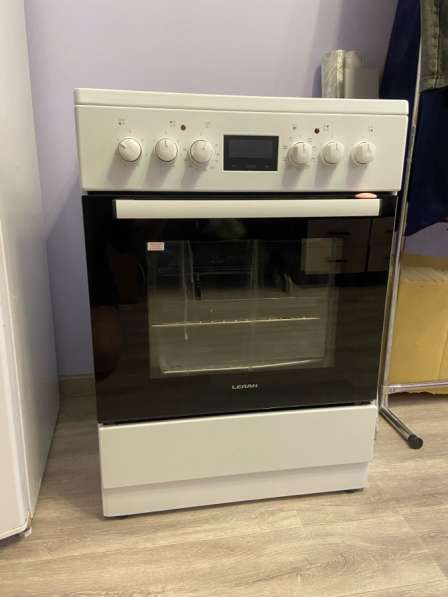 Электрическая плита LERAN