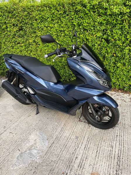 Honda PCX 160 см3 2023 года в аренду в фото 3