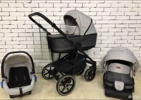 Продам коляску 3в1