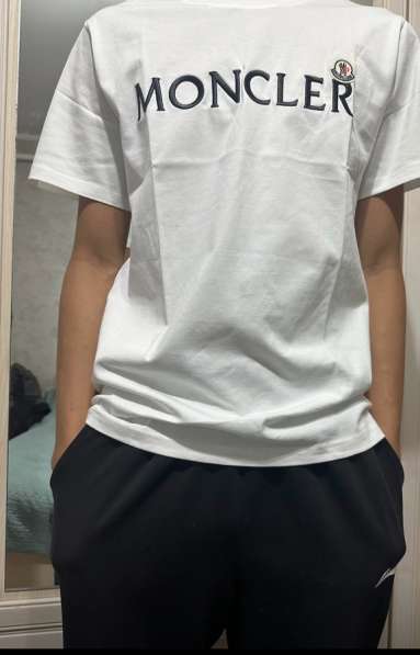 Футболка moncler