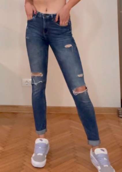 Джинсы Bershka