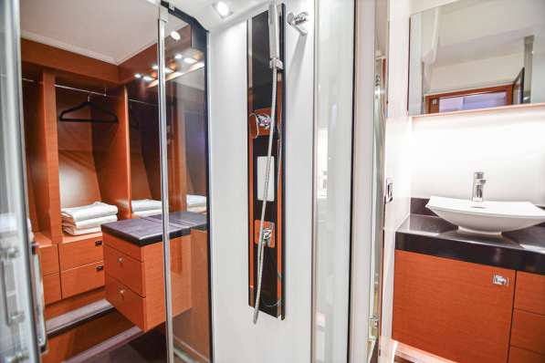Новая Luxury яхта Prestige 550 Flybridge -58 fit в аренду в фото 5