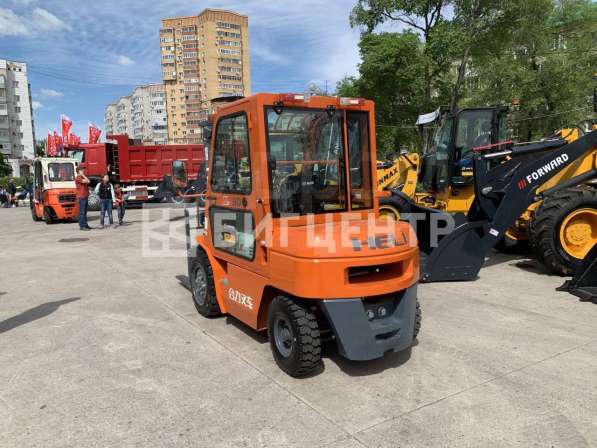 Вилочный погрузчик HELI CPCD30 в Новосибирске фото 16