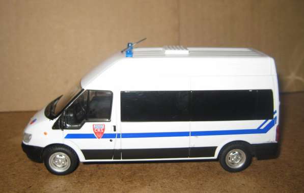 полицейские машины мира №41 FORD TRANSIT полиция франции в Липецке фото 5