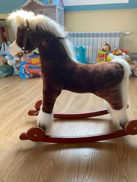 Лошадь каталка для детей в Екатеринбурге