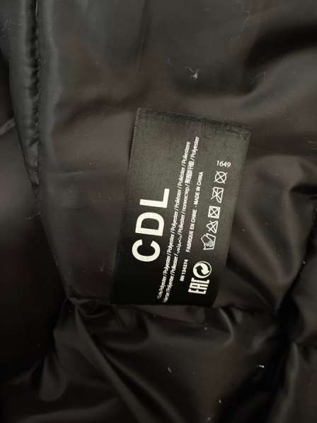 Куртка зимняя чёрная CDL с капюшоном 44 46 размер в Москве фото 5