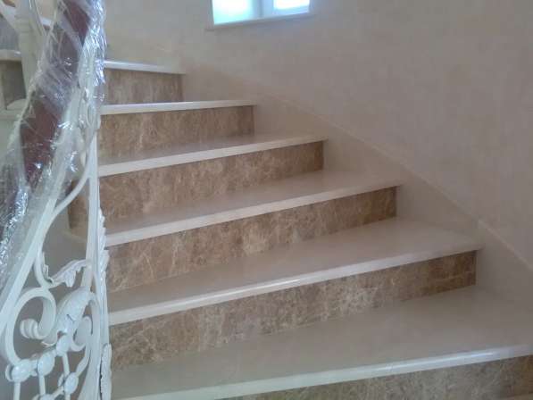 Лестницы из натурального камня мрамора и гранита в Шатуре фото 20