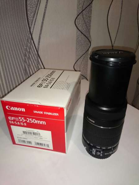 Продам объектив! Canon EF-S 55-250mm f/4-5.6 IS II в Красноярске