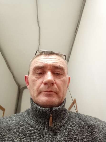 Евгений Чижевский, 46 лет, хочет пообщаться