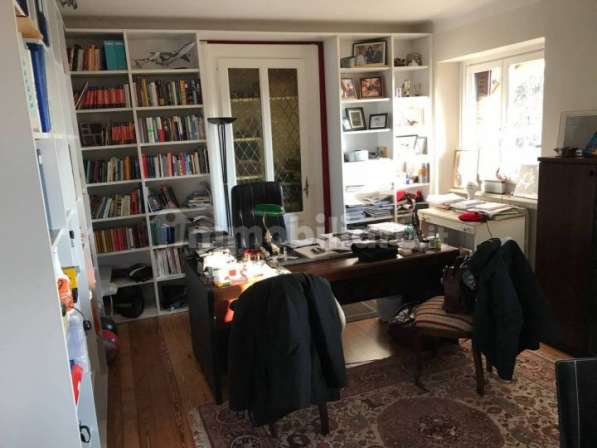 Впечатляющие двухуровневые апартаменты, полностью отремонтир в фото 3