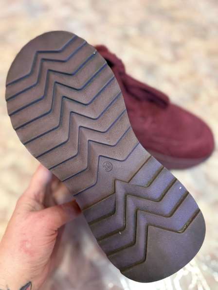 Зимние кроссовки в Прокопьевске