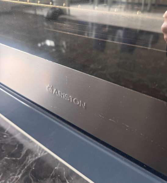 Продаю кухонный гарнитур б/у в Москве